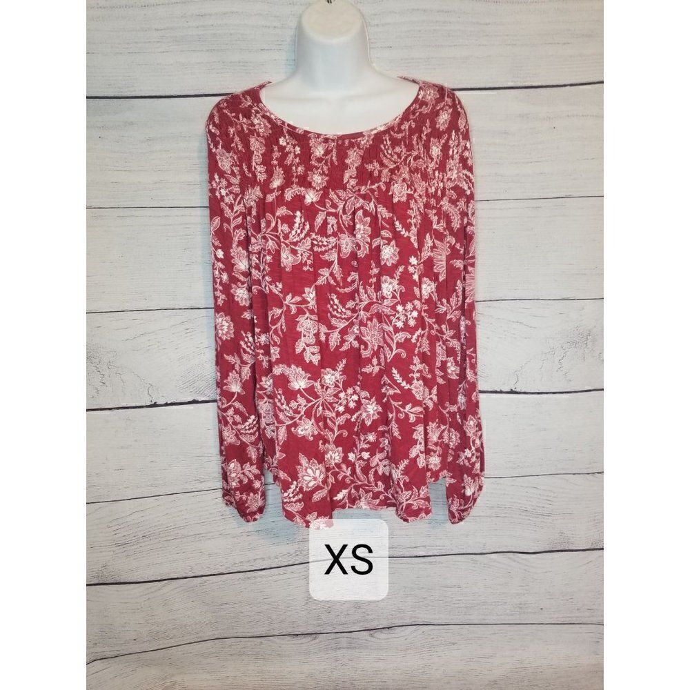 Women's Floral Smocked Knit Top